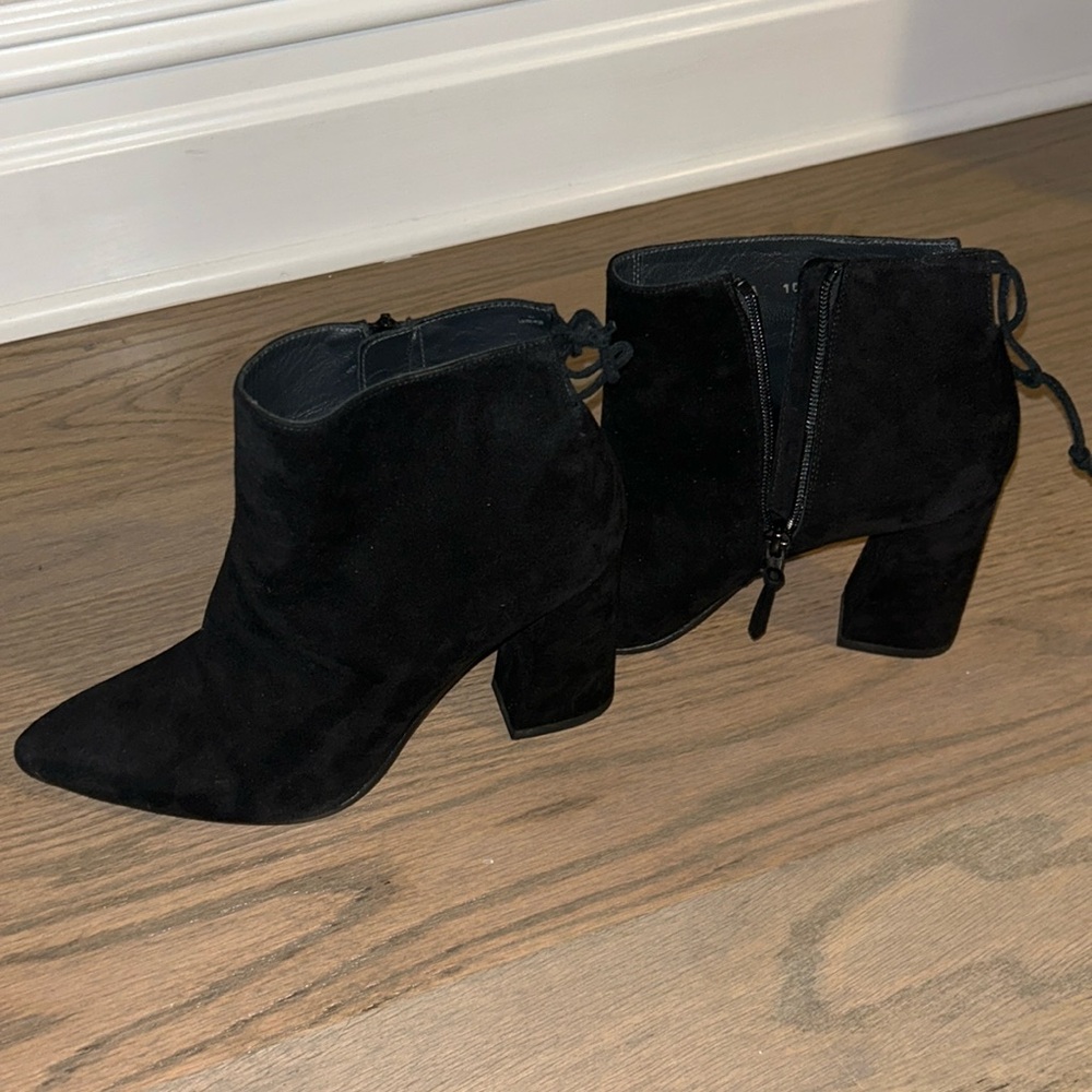 Stuart Weitzman Black Suede Ankle Heeled Boots